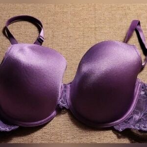 36 D Wacoal underwire bra